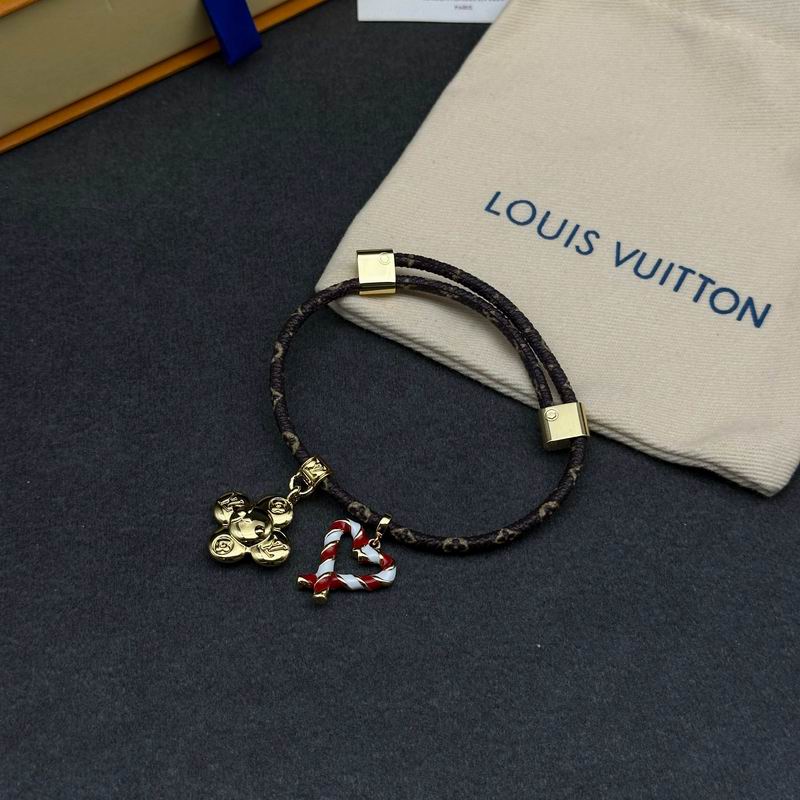 LV Bracelet 11yxx29 (4)