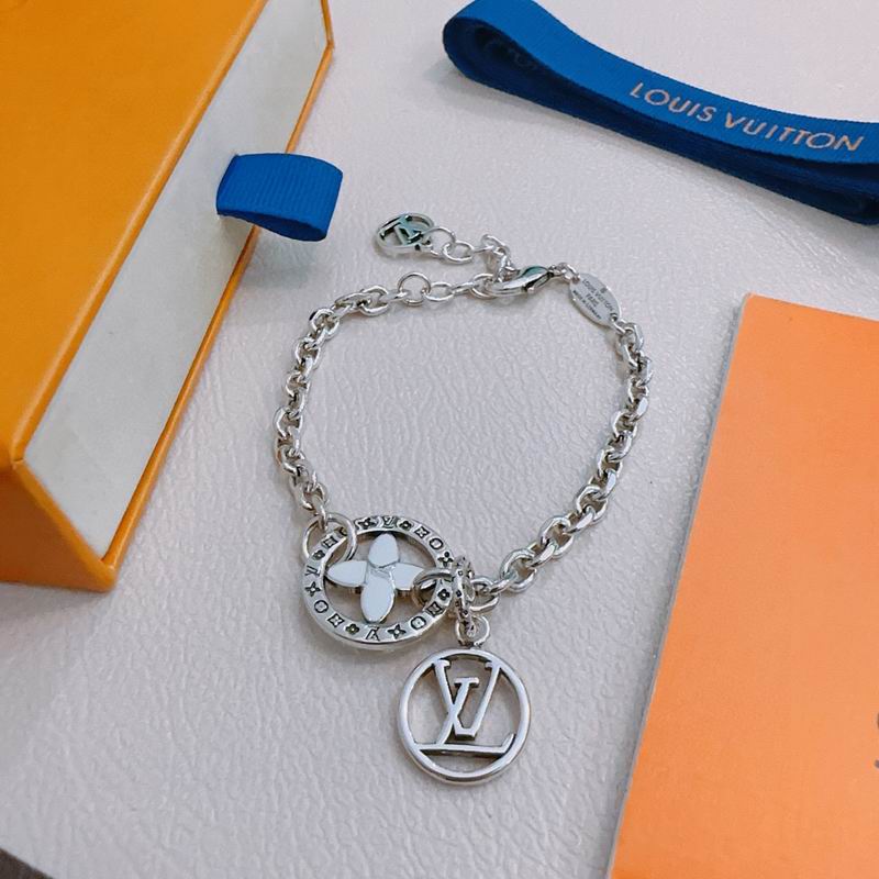 LV Bracelet 11yxx33 (3)