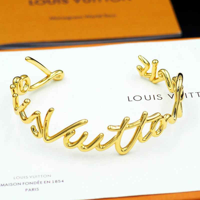 LV Bracelet 11yxx37 (4)