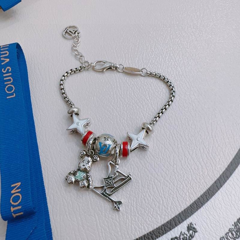 LV Bracelet 11yxx40 (2)
