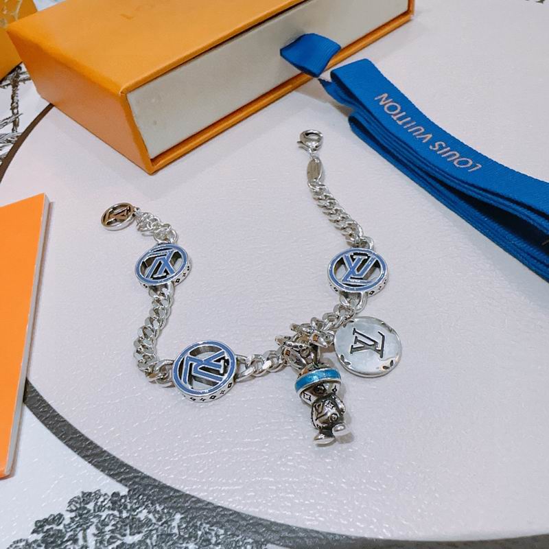 LV Bracelet 11yxx41 (2)