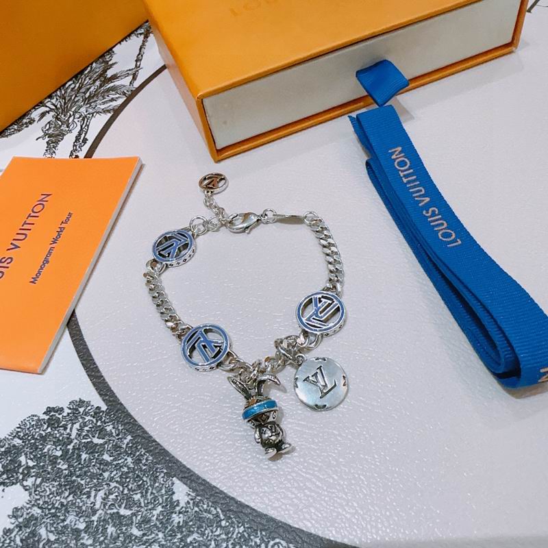 LV Bracelet 11yxx41 (5)