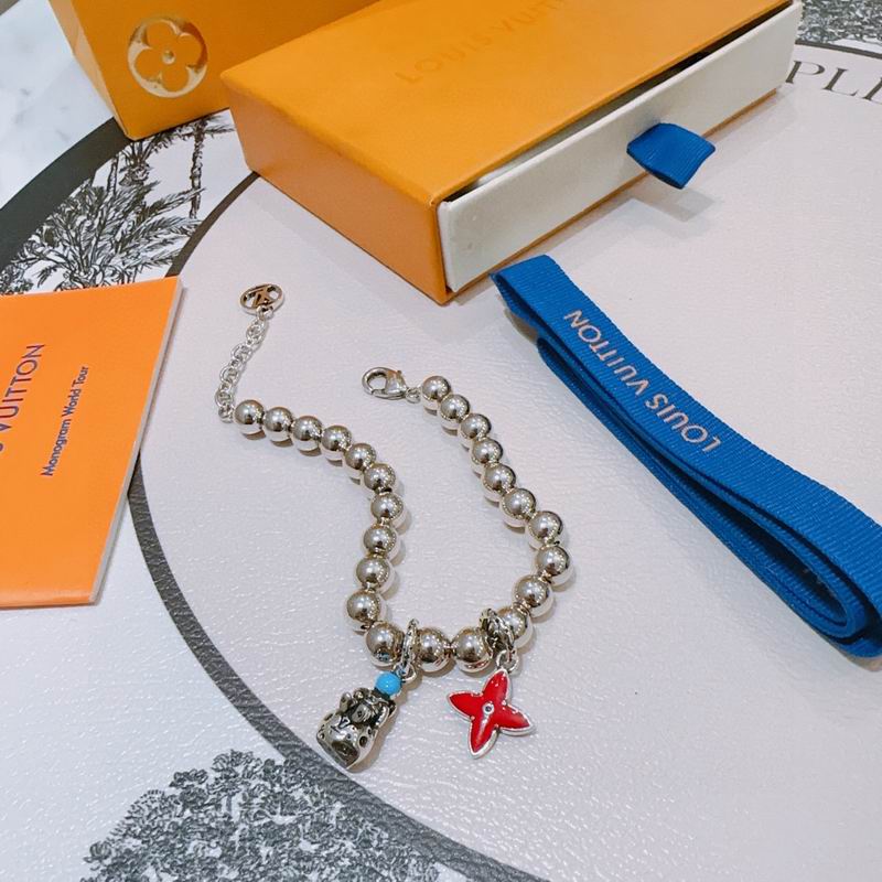 LV Bracelet 11yxx42 (2)