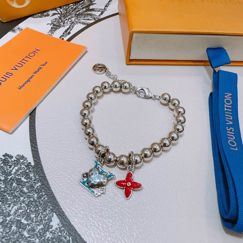 LV Bracelet 11yxx43 (3)