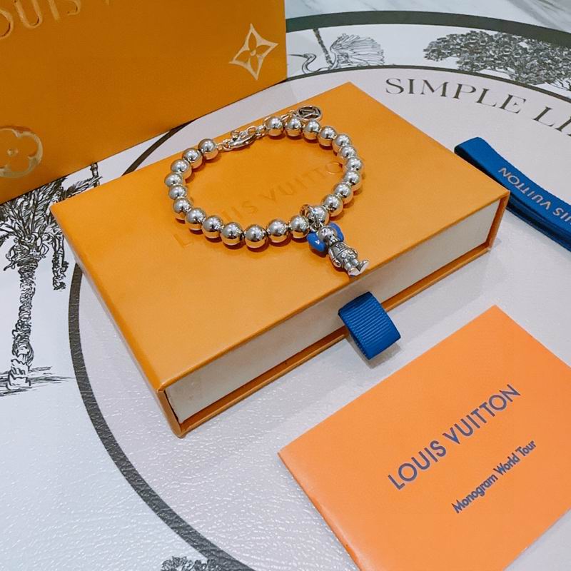 LV Bracelet 11yxx44 (6)