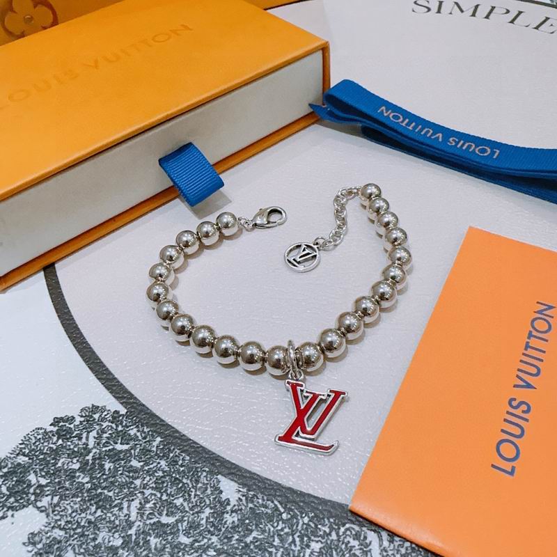 LV Bracelet 11yxx45 (1)