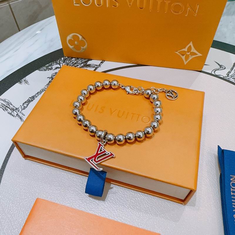 LV Bracelet 11yxx45 (2)