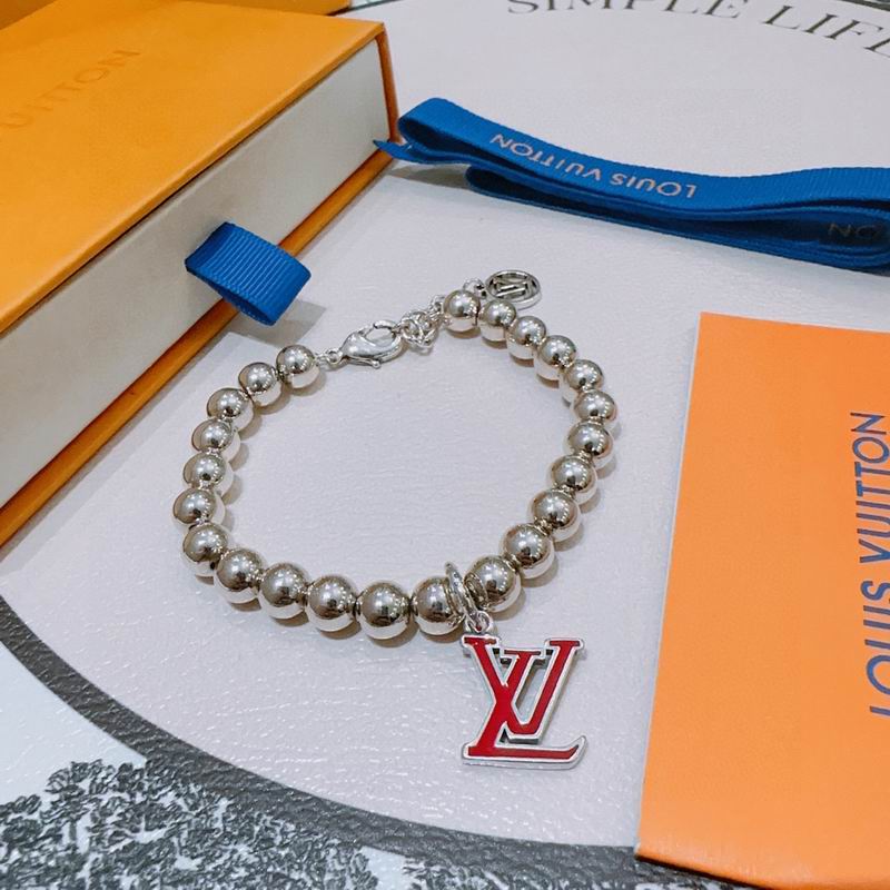 LV Bracelet 11yxx45 (4)