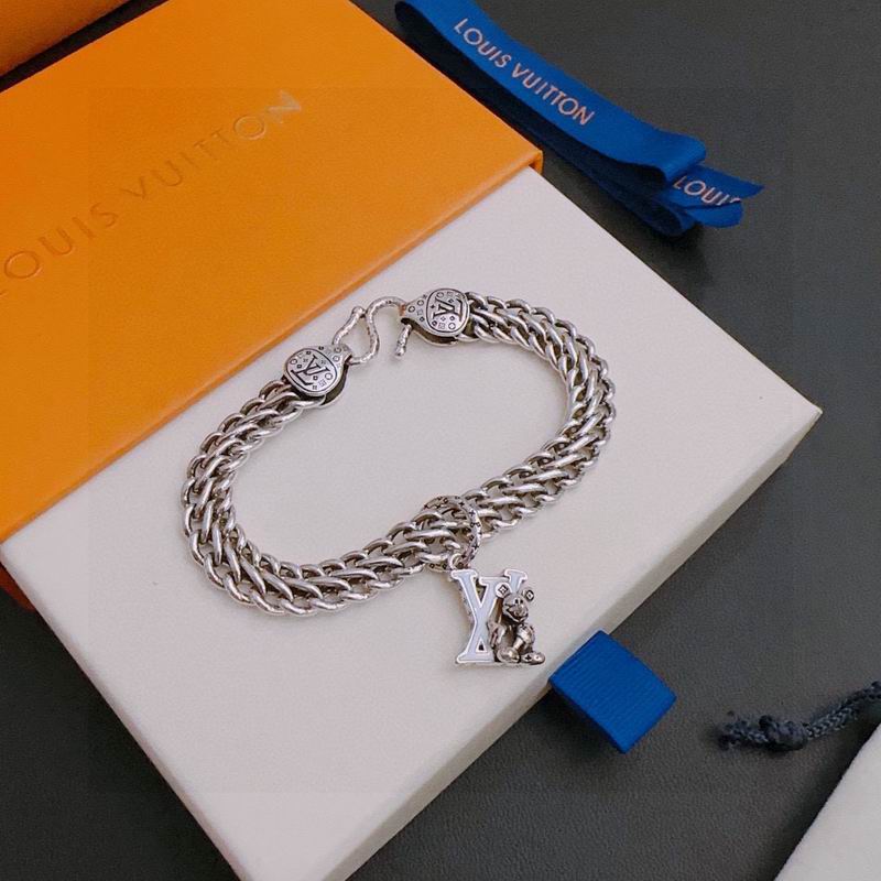 LV Bracelet 11yxx48 (3)