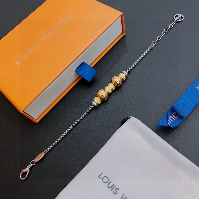 LV Bracelet 11yxx49 (2)