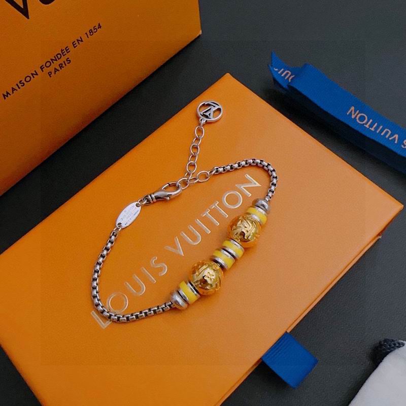 LV Bracelet 11yxx49 (5)