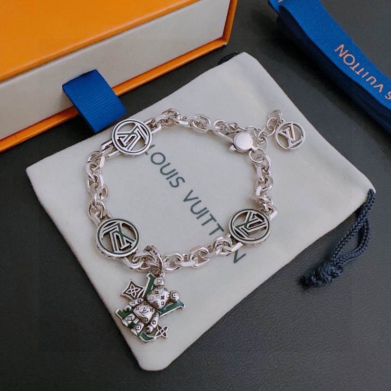 LV Bracelet 11yxx50 (2)