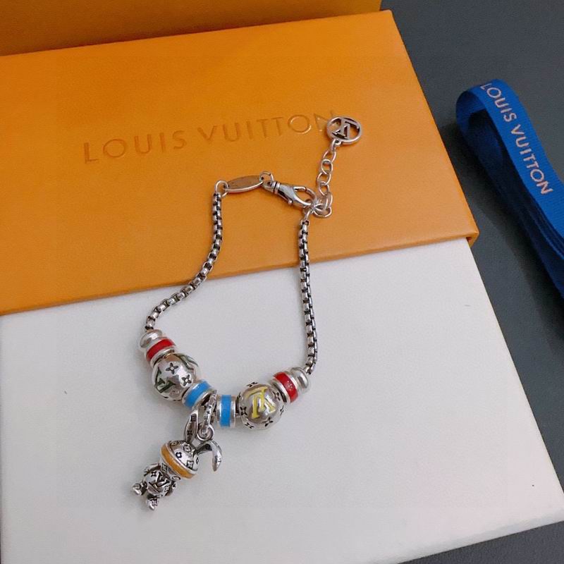 LV Bracelet 11yxx51 (2)