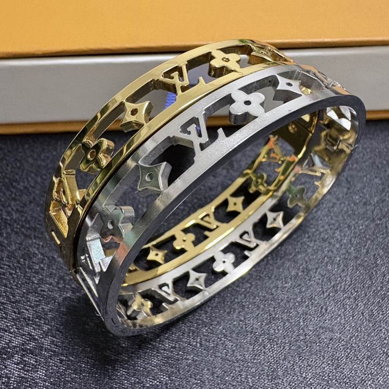 LV Bracelet 11yxx57 (4)