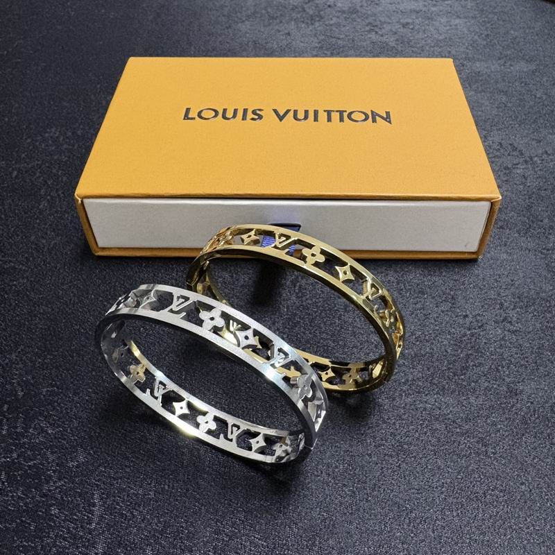 LV Bracelet 11yxx57 (7)