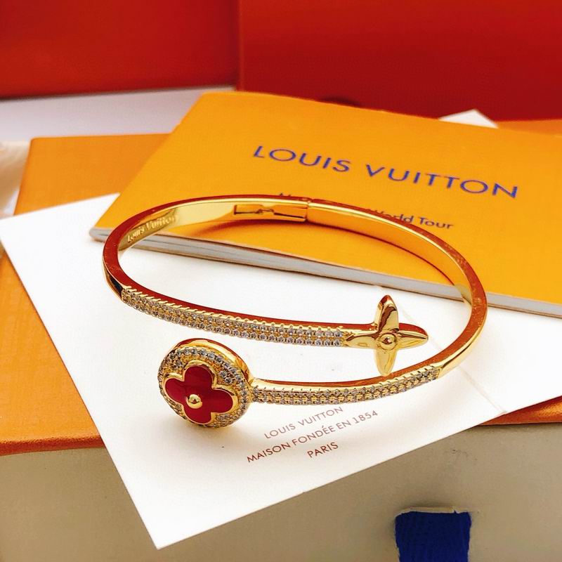 LV Bracelet 11yxx60 (21)