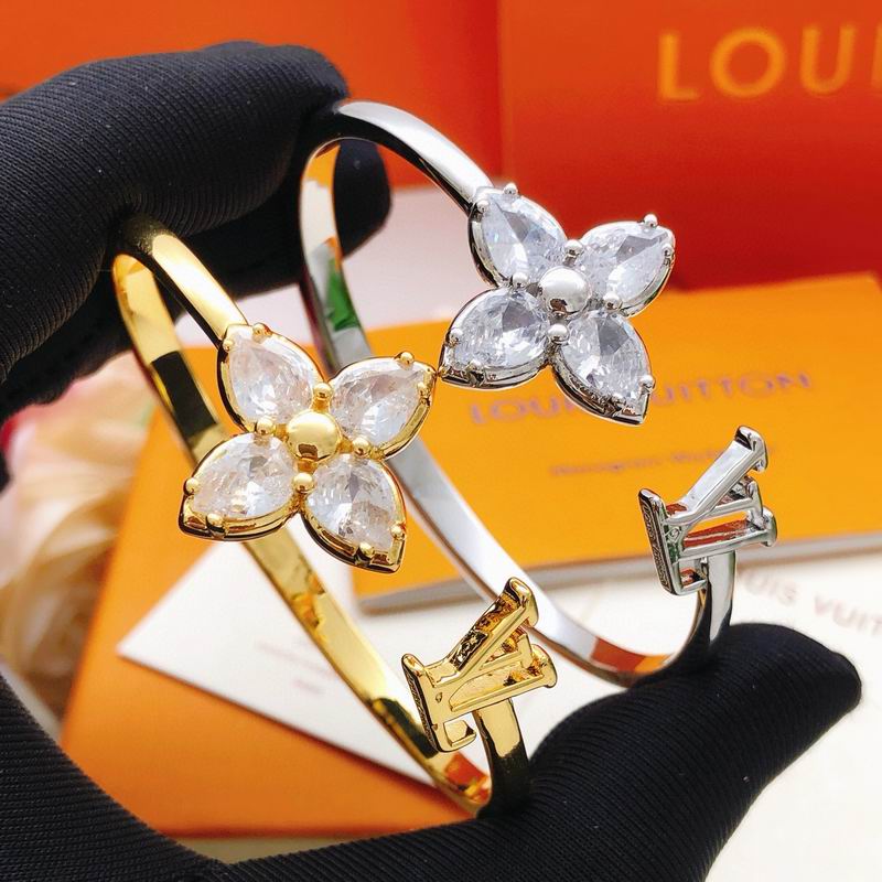 LV Bracelet 11yxx61 (7)