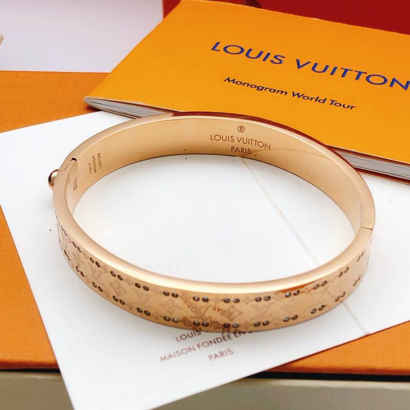 LV Bracelet 11yxx62 (6)