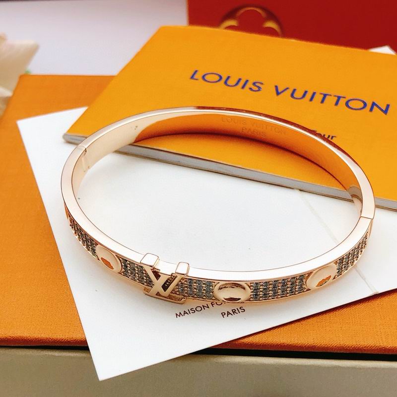 LV Bracelet 11yxx63 (11)