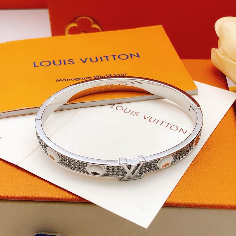 LV Bracelet 11yxx63 (19)