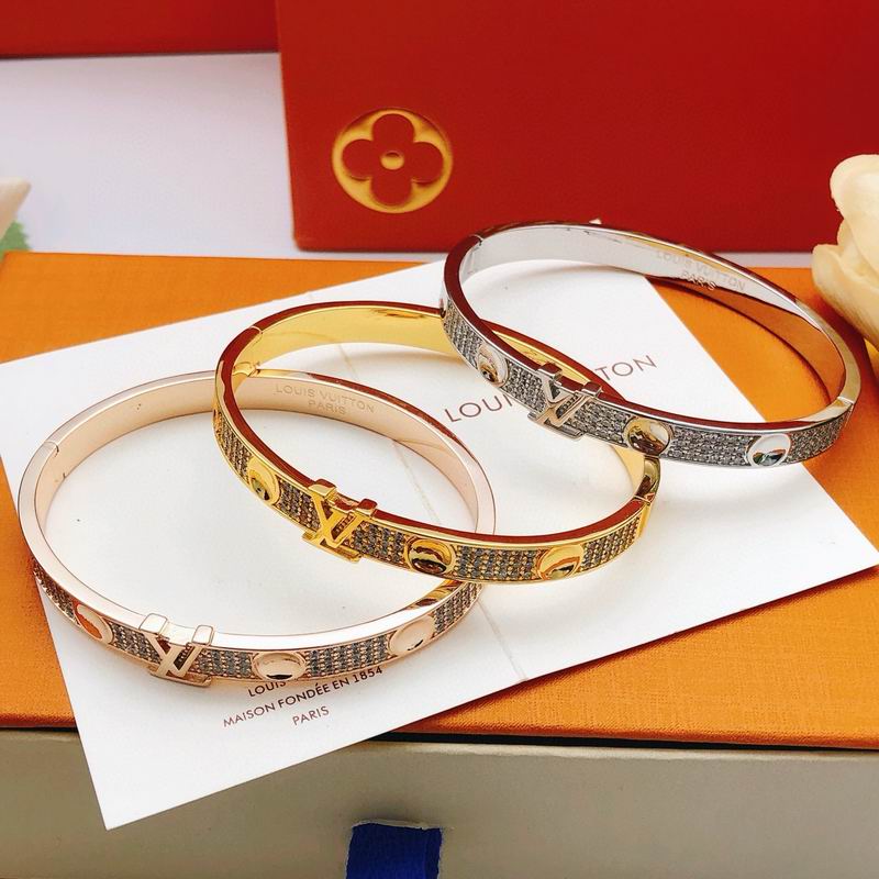 LV Bracelet 11yxx63 (2)