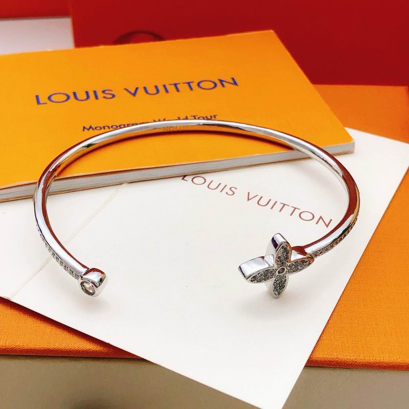 LV Bracelet 11yxx64 (4)