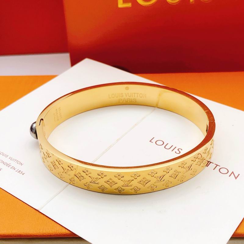 LV Bracelet 11yxx65 (2)