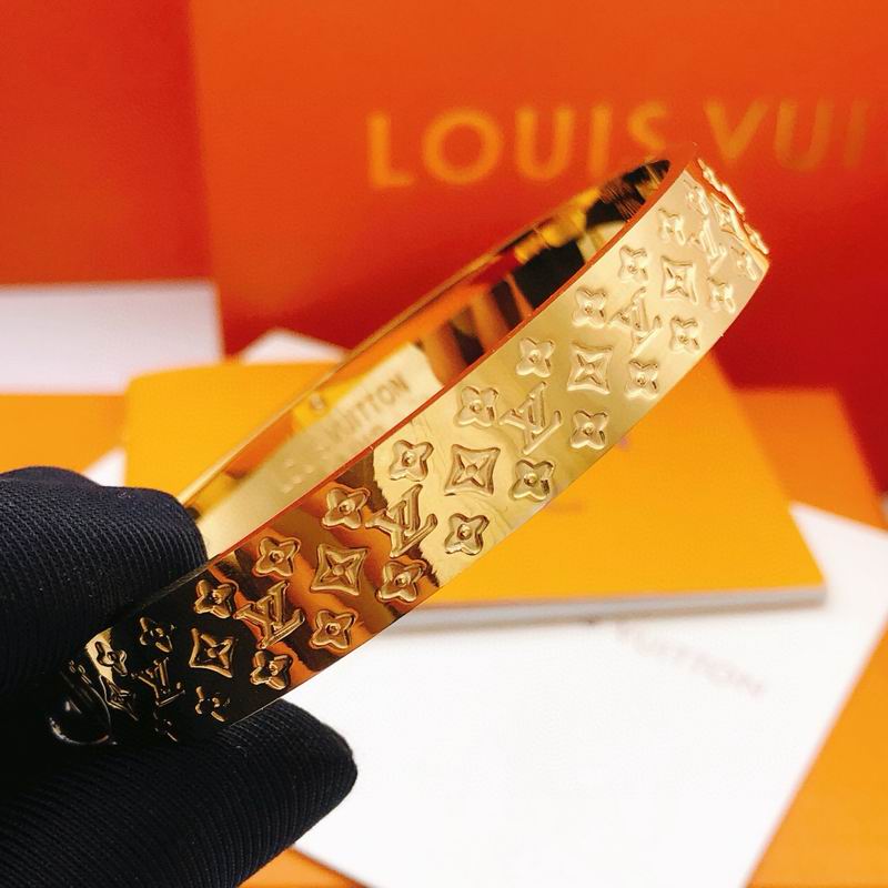LV Bracelet 11yxx65 (4)