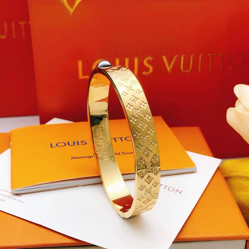 LV Bracelet 11yxx65 (7)