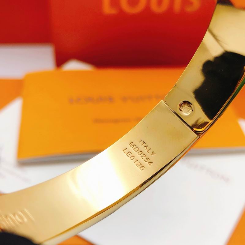 LV Bracelet 11yxx65 (8)
