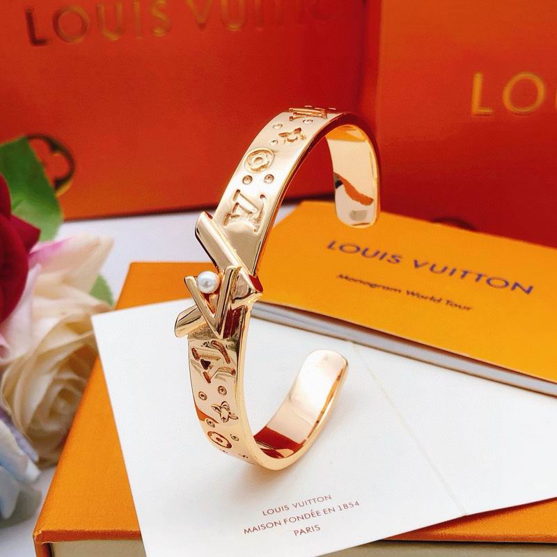 LV Bracelet 11yxx67 (3)