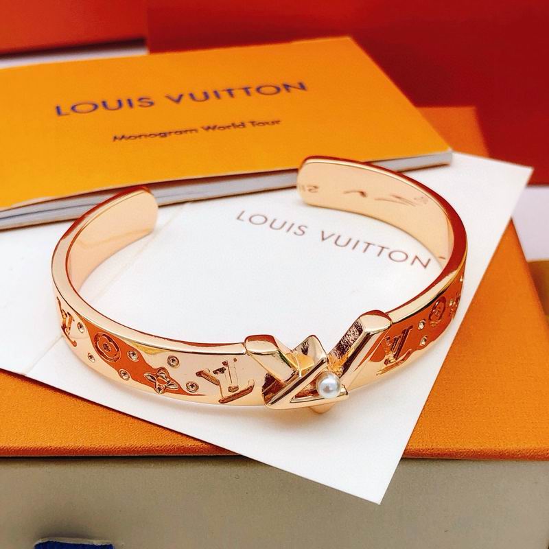 LV Bracelet 11yxx67 (5)