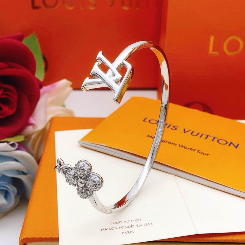 LV Bracelet 11yxx69 (13)