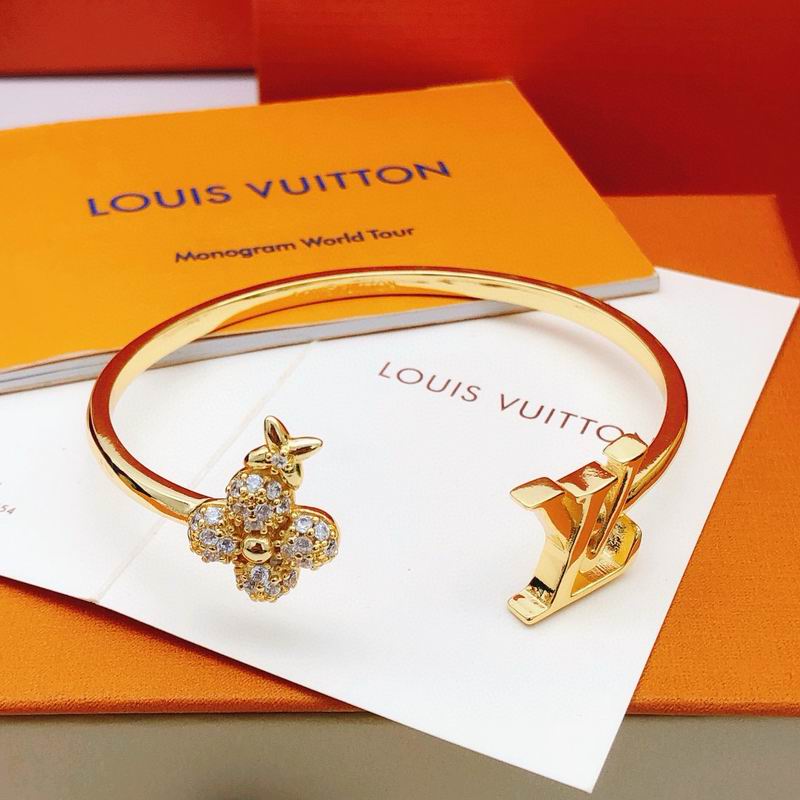LV Bracelet 11yxx69 (5)