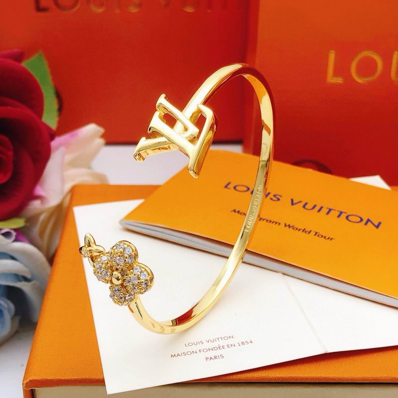 LV Bracelet 11yxx69 (6)