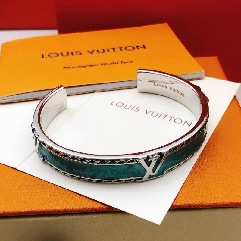 LV Bracelet 11yxx72 (11)