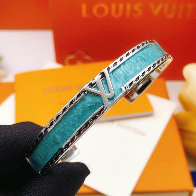 LV Bracelet 11yxx72 (13)
