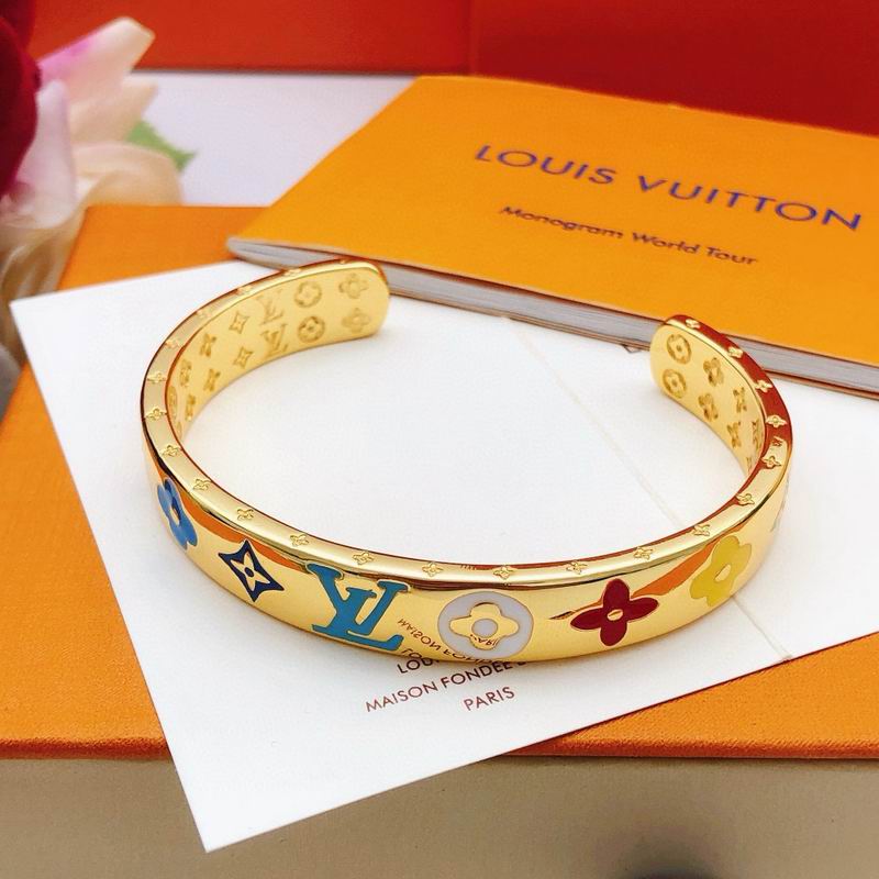 LV Bracelet 11yxx73 (3)