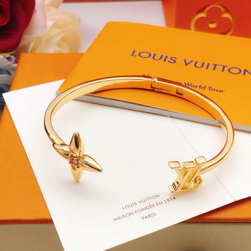LV Bracelet 11yxx74 (19)