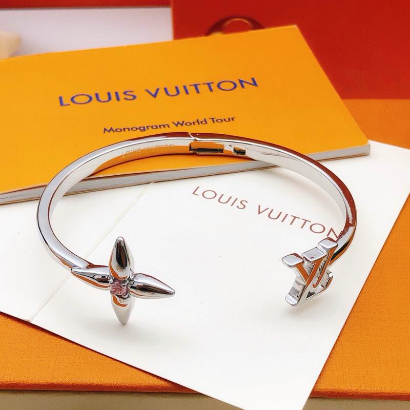 LV Bracelet 11yxx74 (5)