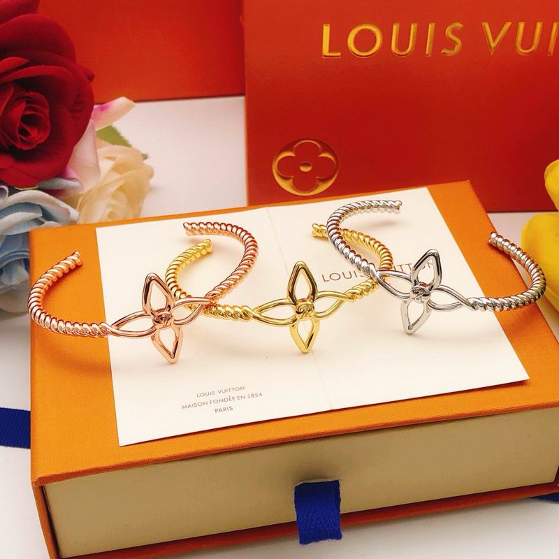 LV Bracelet 11yxx75 (1)