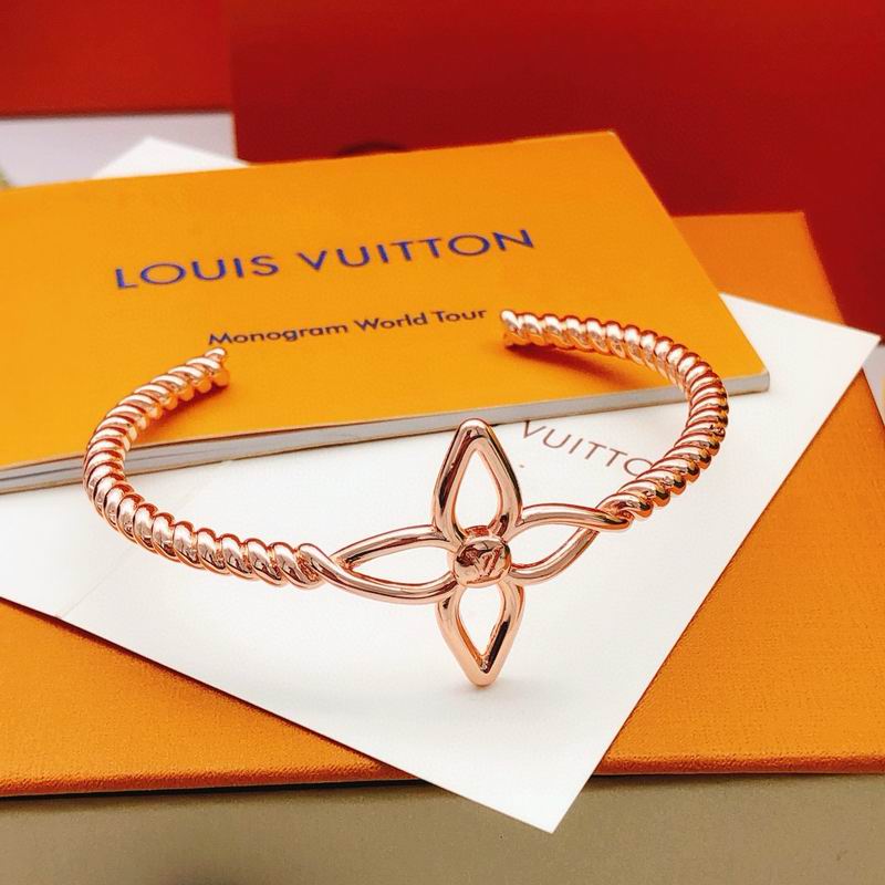 LV Bracelet 11yxx75 (5)