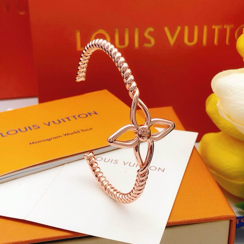 LV Bracelet 11yxx75 (7)