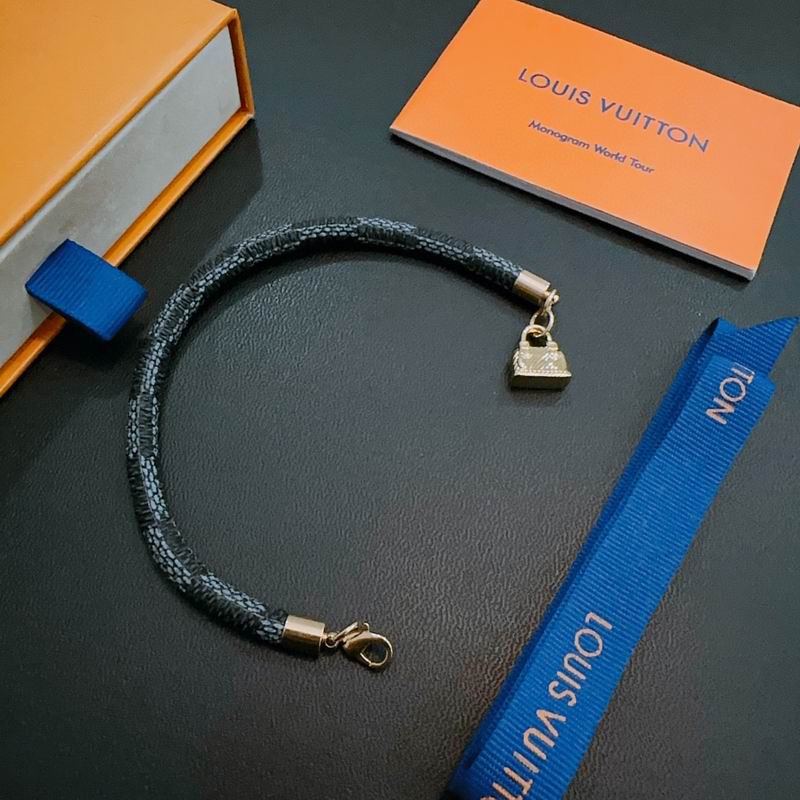 LV Bracelet 11yxx88 (3)