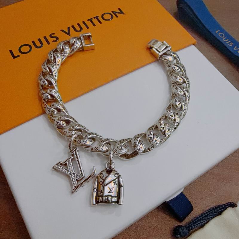 LV Bracelet 12yxx179 (3)