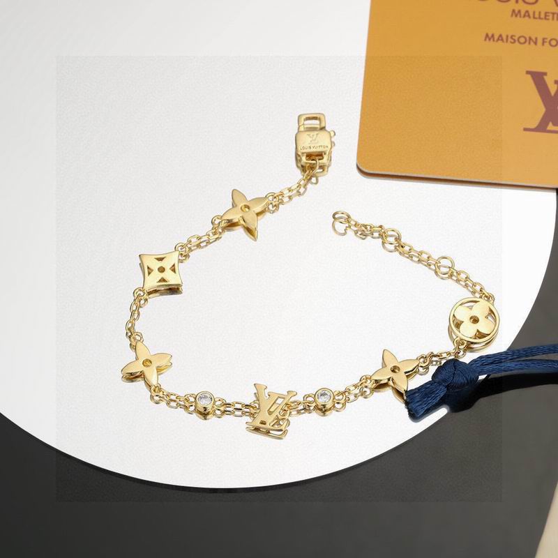 LV Bracelet 12yxx183 (4)