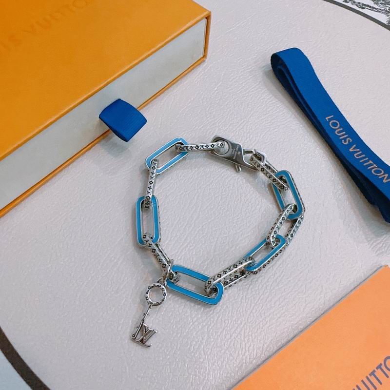 LV Bracelet 12yxx185 (3)