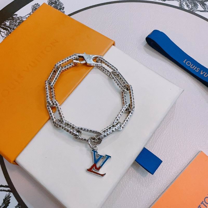 LV Bracelet 12yxx186 (5)