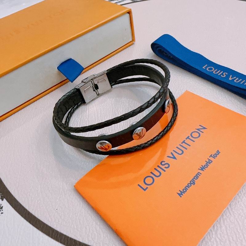 LV Bracelet 12yxx189 (1)