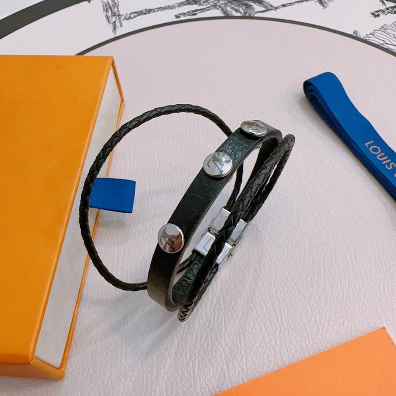 LV Bracelet 12yxx189 (6)